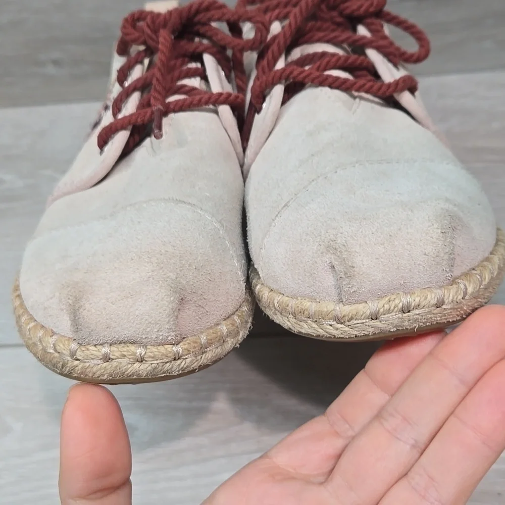 Toms Women Embroidered Suede Flower Shoes in Pink Boots Sz 6.5